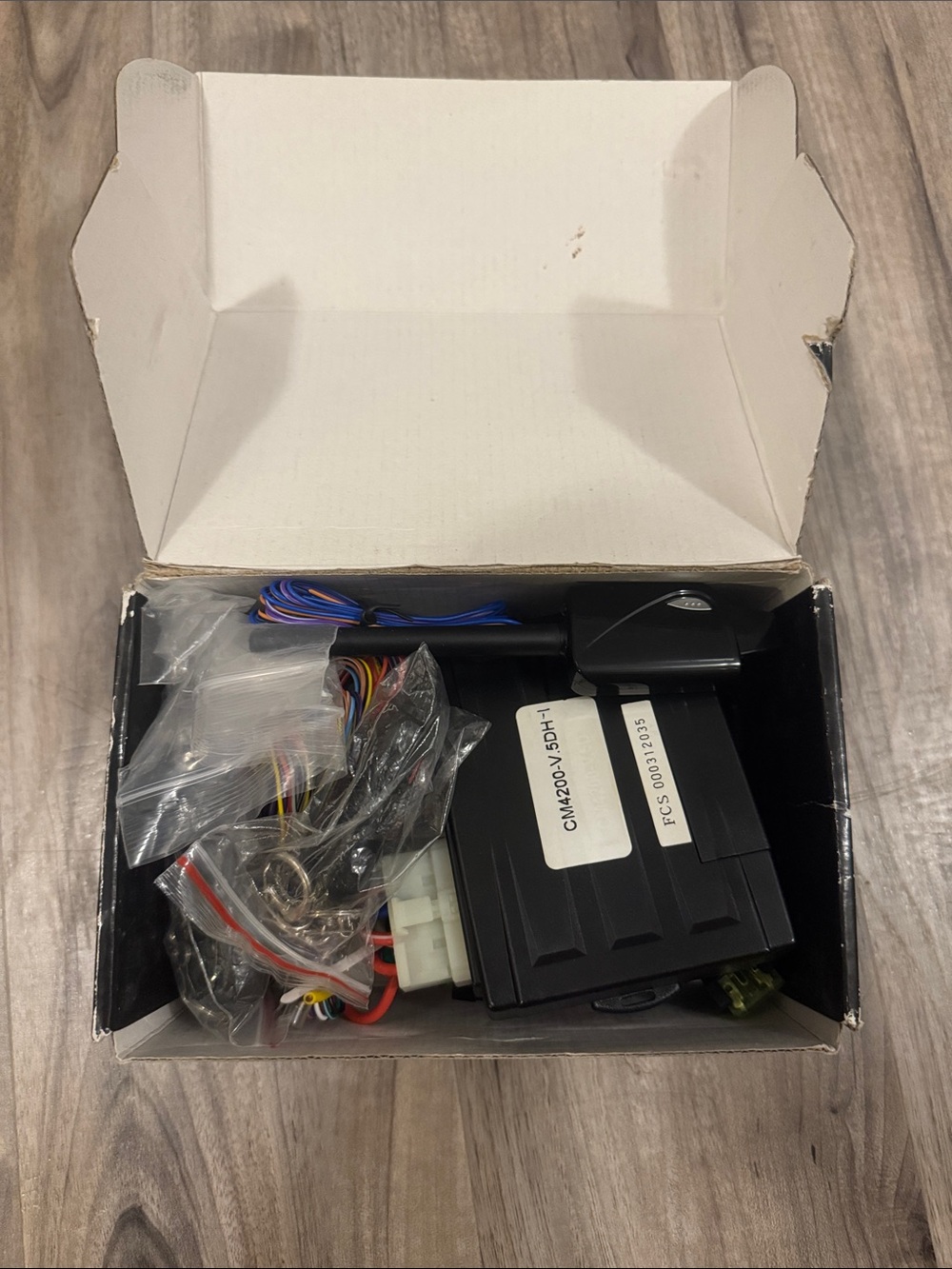 Compustar Auto Security Remote Start System - Picture 3 of 4